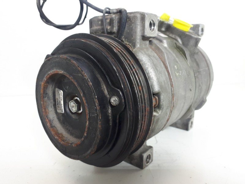 Recambio de compresor aire acondicionado para iveco 35s15 referencia OEM IAM 4472801800  