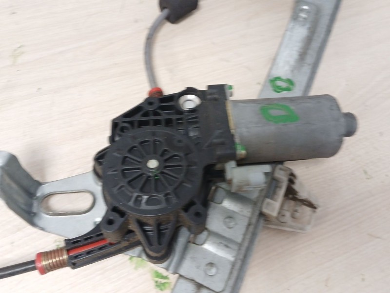 Recambio de elevalunas delantero derecho para peugeot 206 sw 2.0 hdi cat referencia OEM IAM  13197 