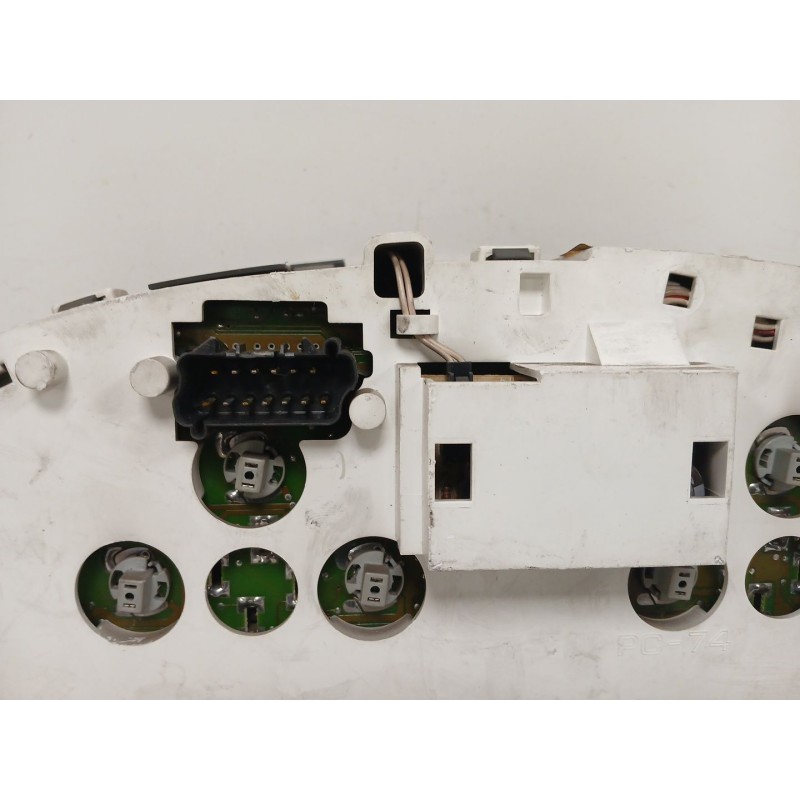 Recambio de cuadro instrumentos para chrysler voyager (rg) 2.5 crd grand voyager limited referencia OEM IAM P04685825AF R825AF 