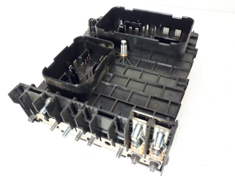 Recambio de caja reles / fusibles para seat altea (5p1) arena referencia OEM IAM 1K0937124K  