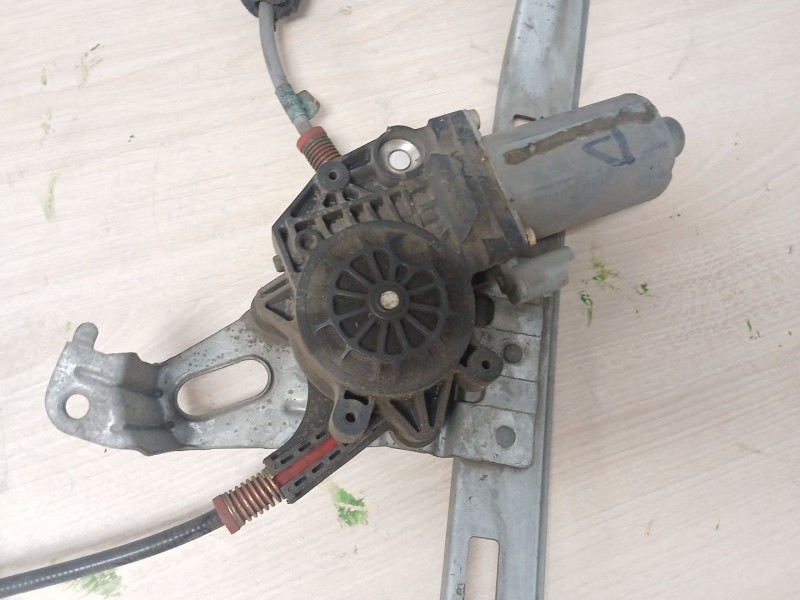 Recambio de elevalunas delantero derecho para peugeot 206 berlina referencia OEM IAM  18486 
