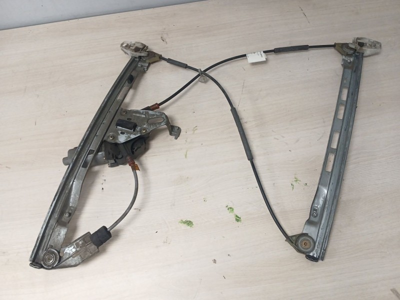 Recambio de elevalunas delantero izquierdo para peugeot 206 berlina referencia OEM IAM  18487 