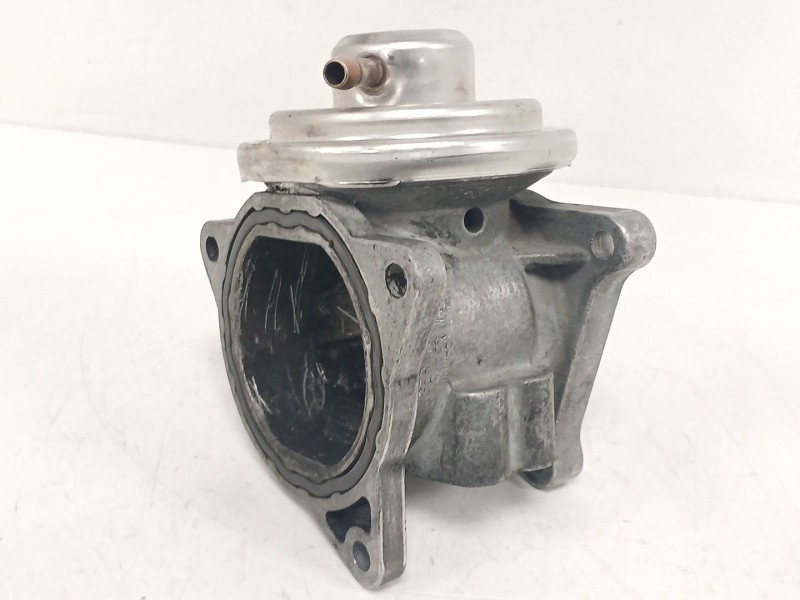 Recambio de valvula egr para volkswagen golf v (1k1) 1.9 tdi referencia OEM IAM 038129637D  
