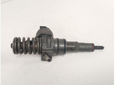 Recambio de inyector para volkswagen golf v (1k1) 1.9 tdi referencia OEM IAM 038130073AG 0414720215 