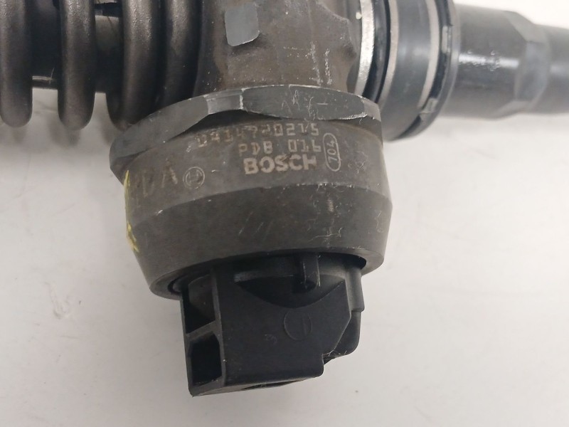 Recambio de inyector para volkswagen golf v (1k1) 1.9 tdi referencia OEM IAM 038130073AG 0414720215 