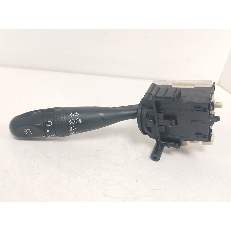 Recambio de mando luces para toyota corolla familiar (e12) 2.0 turbodiesel cat referencia OEM IAM  13276 
