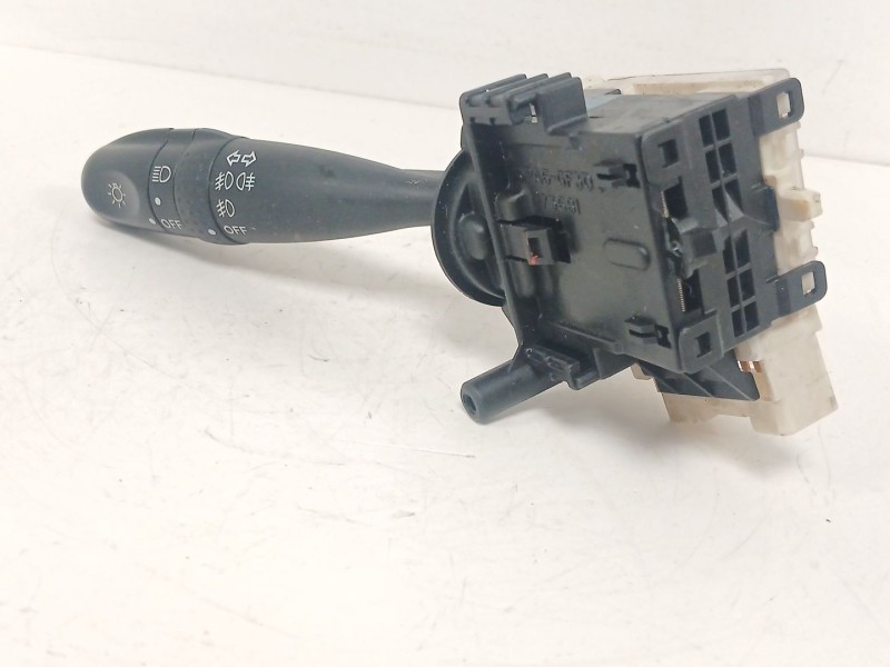 Recambio de mando luces para toyota corolla familiar (e12) 2.0 turbodiesel cat referencia OEM IAM  13276 