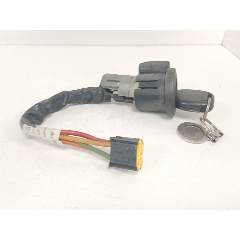 Recambio de conmutador de arranque para renault clio ii fase ii (b/cb0) 1.5 dci diesel referencia OEM IAM  16027 