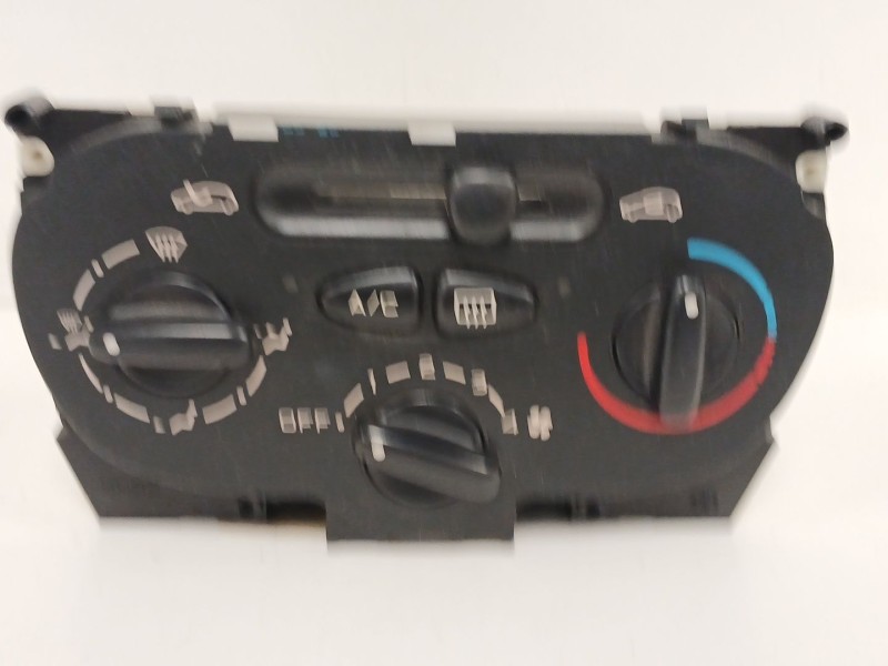 Recambio de mando calefaccion / aire acondicionado para peugeot 206 sw 1.4 hdi referencia OEM IAM  13425 
