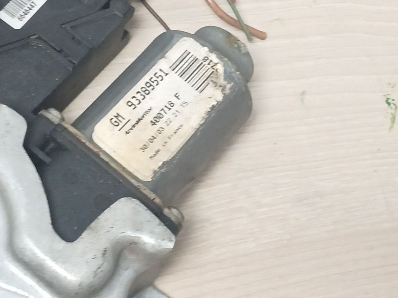 Recambio de elevalunas delantero izquierdo para opel meriva cosmo referencia OEM IAM 93389551  