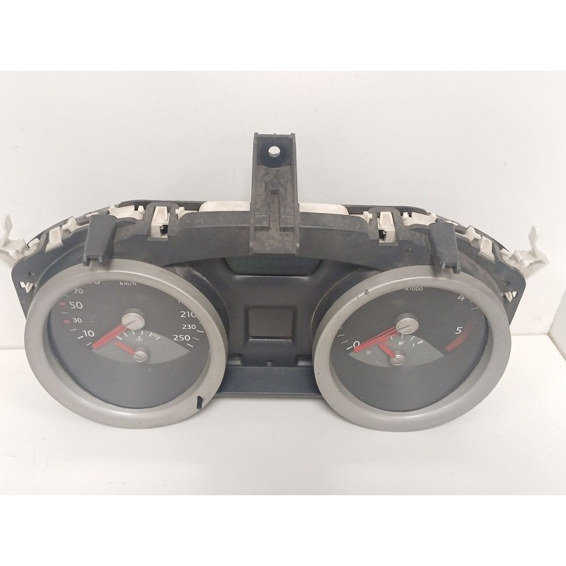 Recambio de cuadro instrumentos para renault megane ii berlina 3p confort authentique referencia OEM IAM 8200399700B PCAB053808 