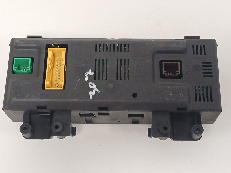 Recambio de mando climatizador para peugeot 307 berlina (s2) xs referencia OEM IAM 9646627977  