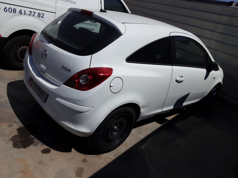 opel corsa d (s07) del año 2012