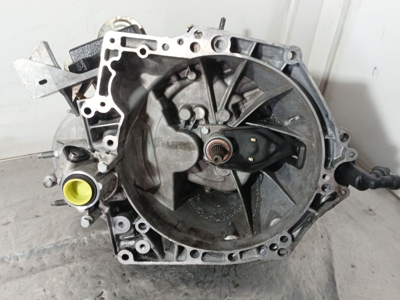 Recambio de caja cambios para peugeot partner tepee 1.6 hdi 16v referencia OEM IAM 20DM75  