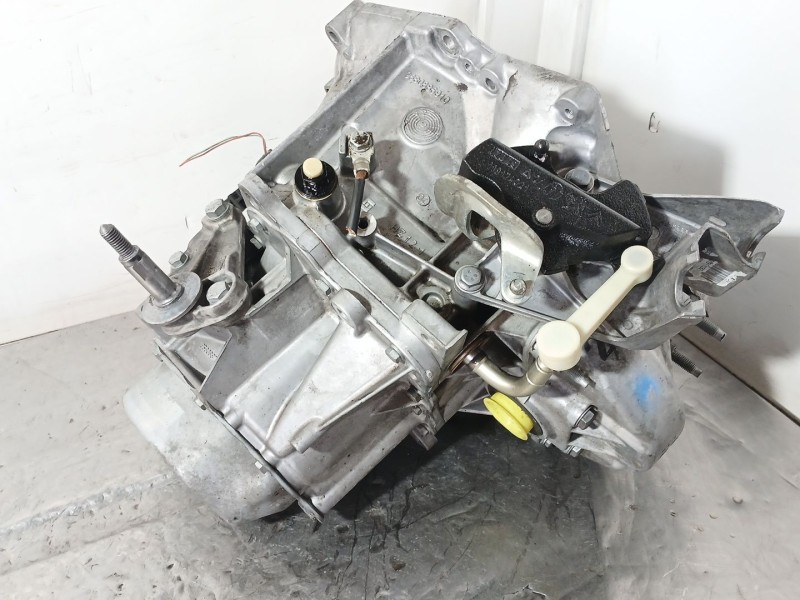 Recambio de caja cambios para peugeot partner tepee 1.6 hdi 16v referencia OEM IAM 20DM75  