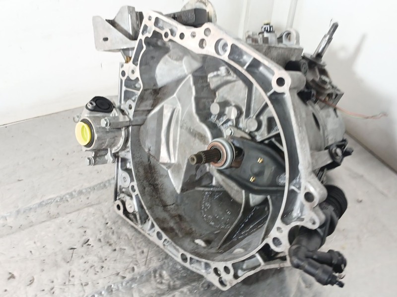 Recambio de caja cambios para peugeot partner tepee 1.6 hdi 16v referencia OEM IAM 20DM75  