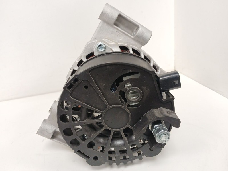Recambio de alternador para opel corsa d (s07) 1.3 cdti (l08, l68) referencia OEM IAM   