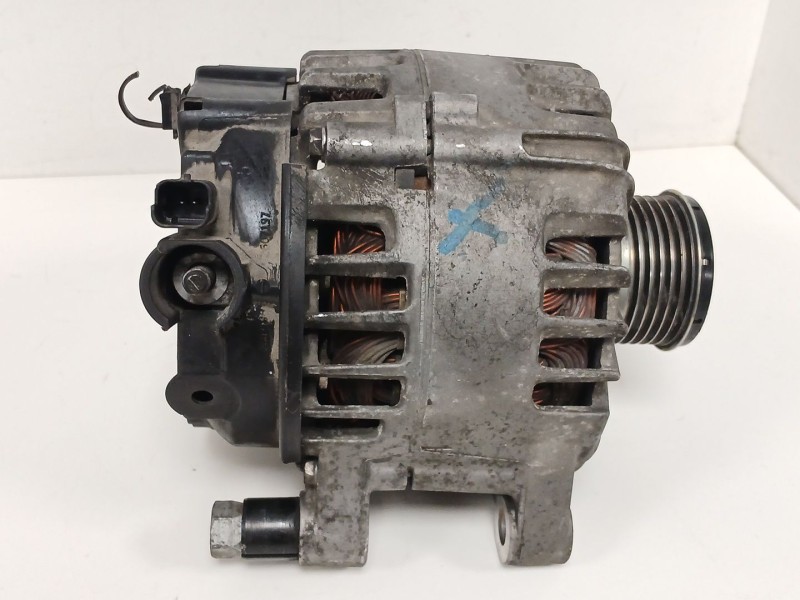 Recambio de alternador para peugeot partner tepee 1.6 hdi 16v referencia OEM IAM   