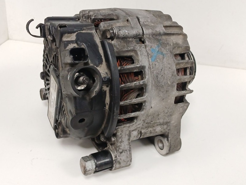 Recambio de alternador para peugeot partner tepee 1.6 hdi 16v referencia OEM IAM   