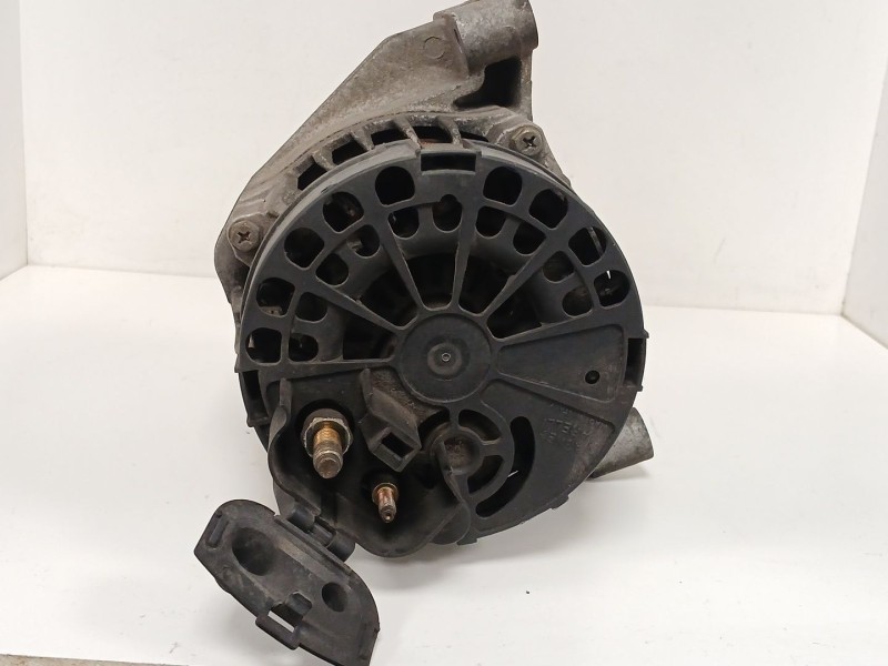 Recambio de alternador para fiat punto (188_) 1.2 16v 80 (188.233, .235, .253, .255, .333, .353, .639,... referencia OEM IAM 633