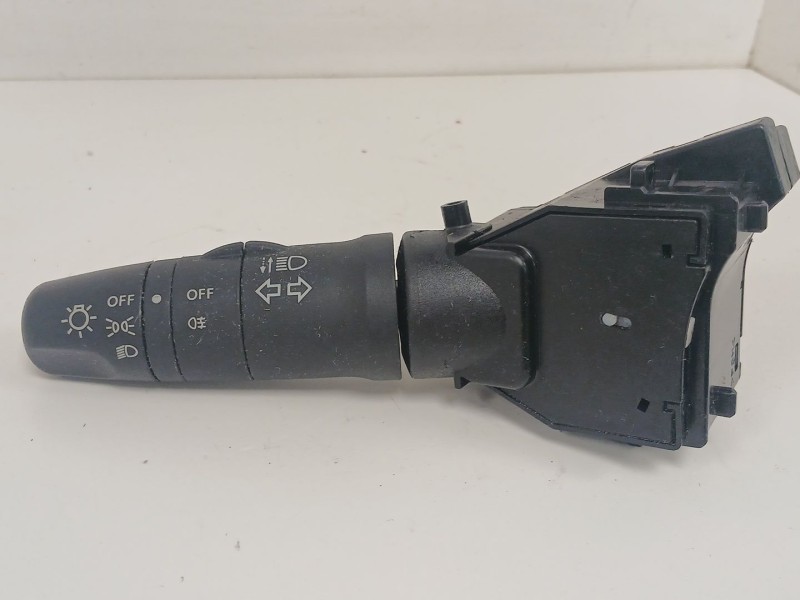 Recambio de mando intermitentes para nissan primera berlina (p12) acenta referencia OEM IAM 25540AV600  