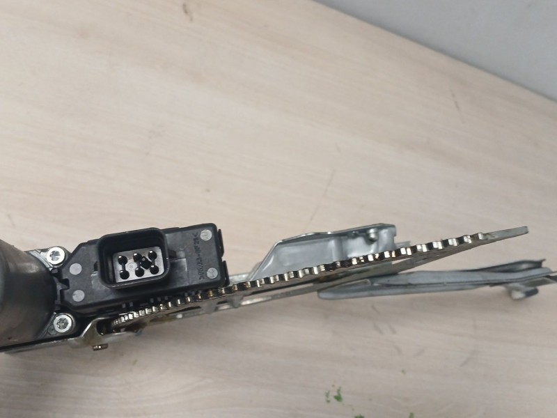 Recambio de elevalunas delantero derecho para opel astra h ber. cosmo referencia OEM IAM A330013100418RH A330513100406RH A331093
