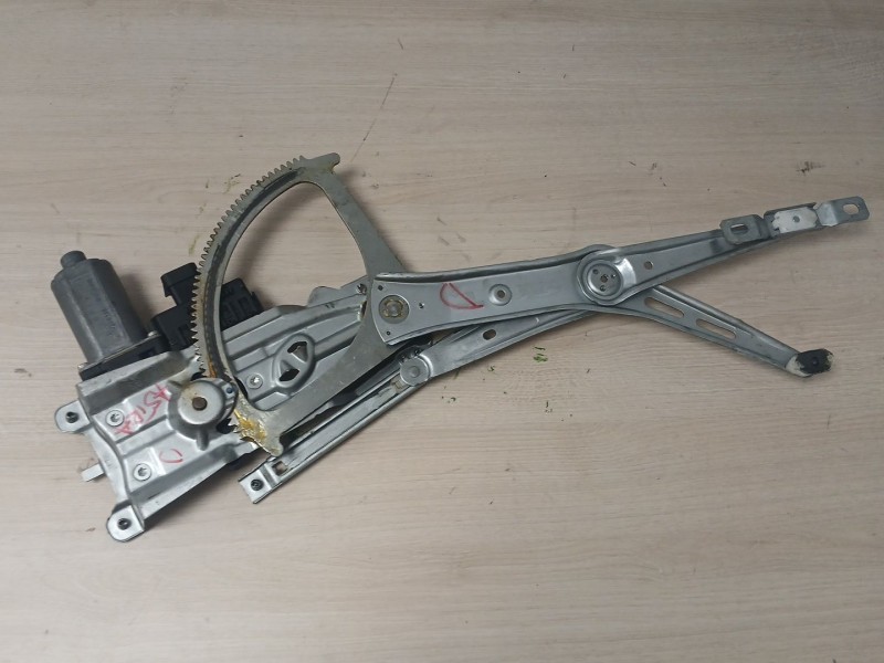 Recambio de elevalunas delantero derecho para opel astra h ber. cosmo referencia OEM IAM A330013100418RH A330513100406RH A331093