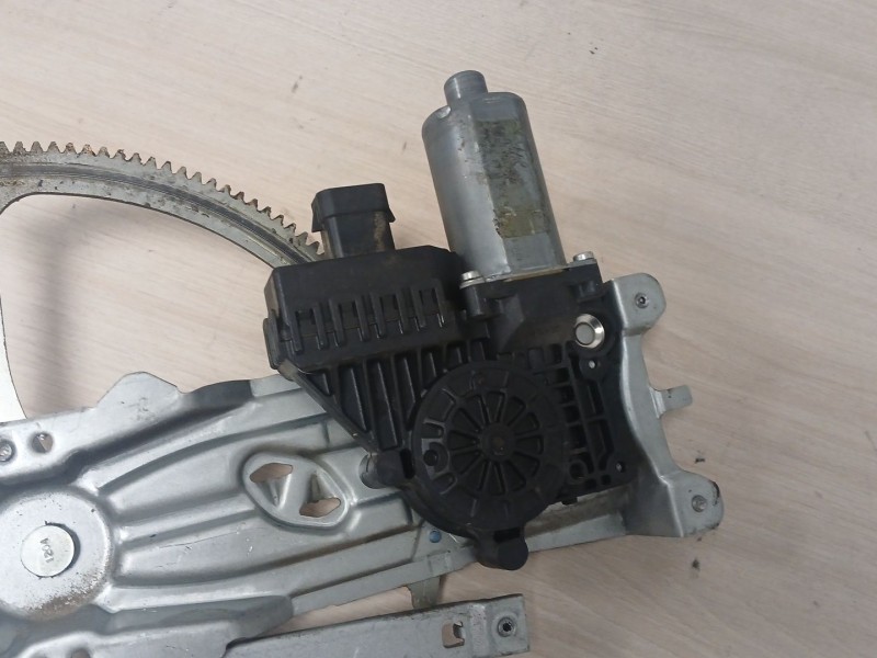 Recambio de elevalunas delantero derecho para opel astra h ber. cosmo referencia OEM IAM A330013100418RH A330513100406RH A331093
