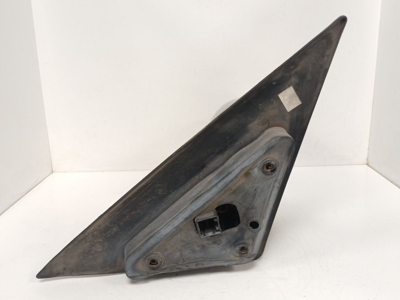 Recambio de retrovisor derecho para daewoo nubira berlina 2.0 cat referencia OEM IAM  18343 