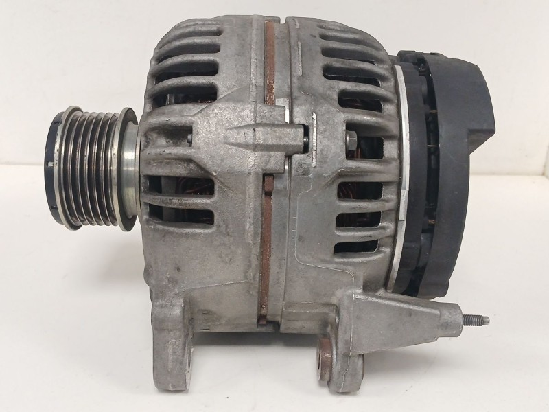 Recambio de alternador para seat ibiza iv (6j5, 6p1) 1.6 tdi referencia OEM IAM 06F903023F 0124525091 