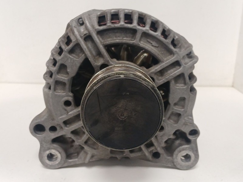 Recambio de alternador para seat ibiza iv (6j5, 6p1) 1.6 tdi referencia OEM IAM 06F903023F 0124525091 