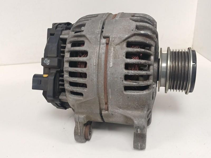 Recambio de alternador para seat ibiza iv (6j5, 6p1) 1.6 tdi referencia OEM IAM 06F903023F 0124525091 