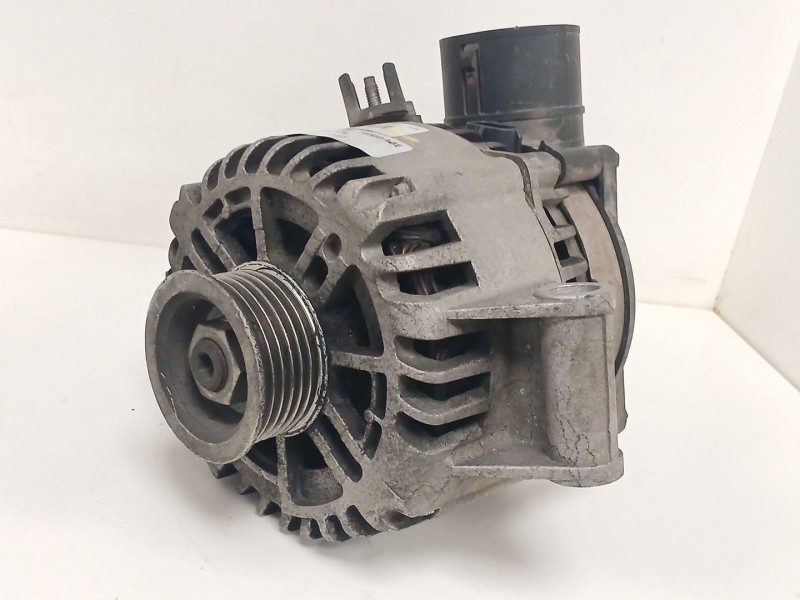 Recambio de alternador para ford mondeo iii (b5y) 2.0 16v tddi / tdci referencia OEM IAM 1S7T10300BC D628745R 