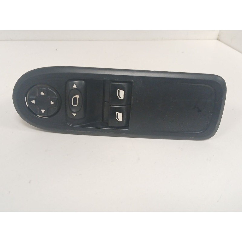 Recambio de mando elevalunas delantero izquierdo para citroën c3 ii (sc_) 1.4 hdi 70 (sc8hzc, sc8hr0, sc8hp4) referencia OEM IAM