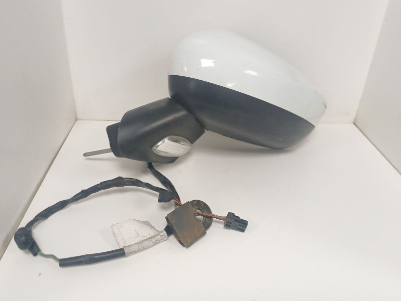Recambio de retrovisor izquierdo para citroën c3 ii (sc_) 1.4 hdi 70 (sc8hzc, sc8hr0, sc8hp4) referencia OEM IAM   