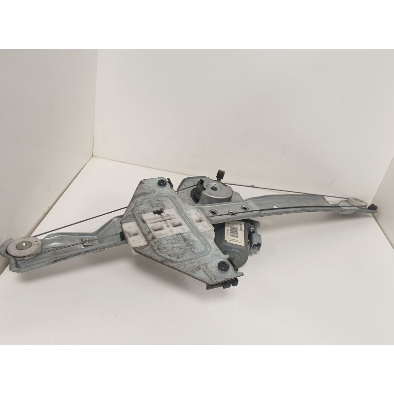 Recambio de elevalunas delantero izquierdo para citroën c3 ii (sc_) 1.4 hdi 70 (sc8hzc, sc8hr0, sc8hp4) referencia OEM IAM   