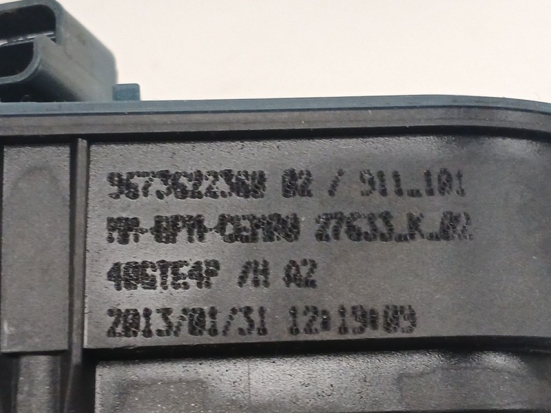 Recambio de caja mariposa para peugeot 208 i (ca_, cc_) 1.2 vti 82 referencia OEM IAM 9673522360  