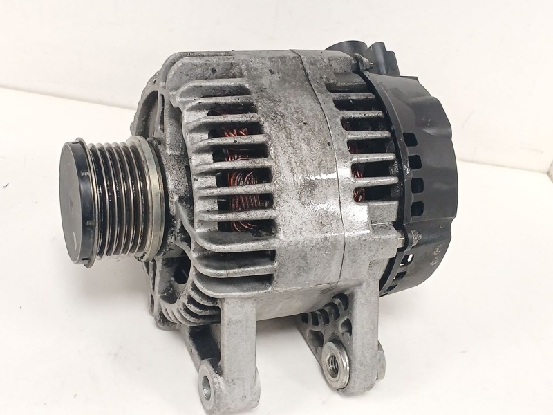 Recambio de alternador para peugeot 208 i (ca_, cc_) 1.2 vti 82 referencia OEM IAM 9688237380  