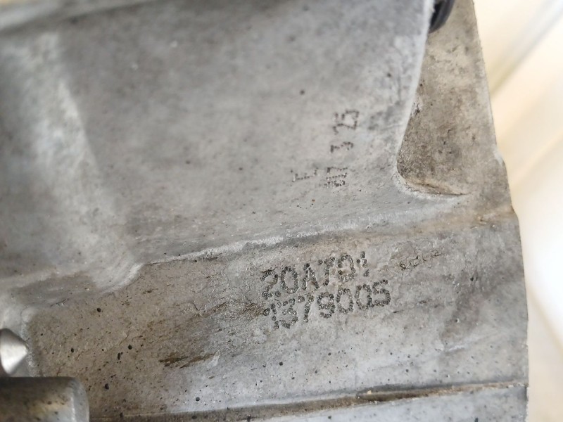 Recambio de caja cambios para peugeot 208 i (ca_, cc_) 1.2 vti 82 referencia OEM IAM 20AT01  