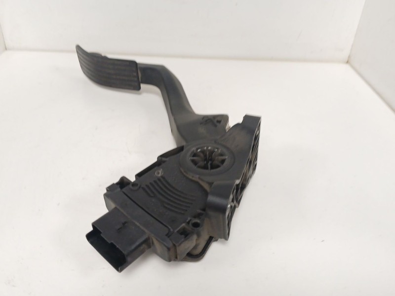 Recambio de pedal acelerador para peugeot 208 i (ca_, cc_) 1.2 vti 82 referencia OEM IAM   