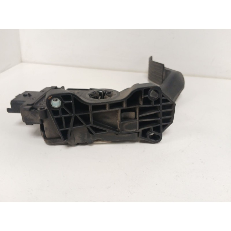 Recambio de pedal acelerador para peugeot 208 i (ca_, cc_) 1.2 vti 82 referencia OEM IAM   