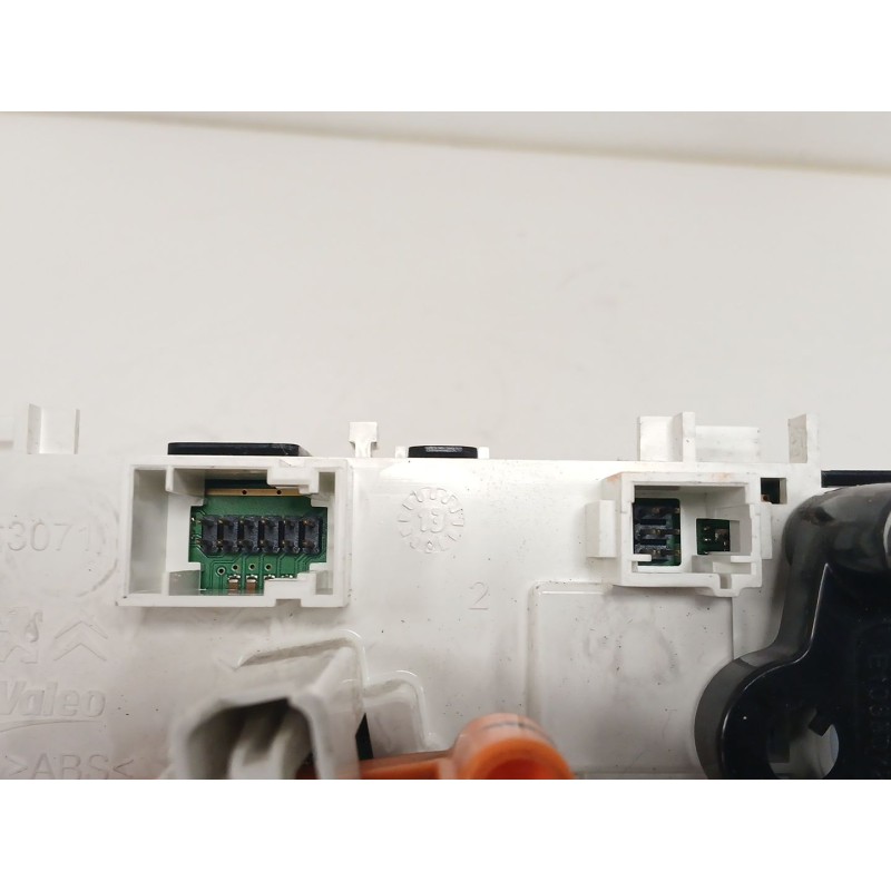 Recambio de mando calefaccion / aire acondicionado para peugeot 208 i (ca_, cc_) 1.2 vti 82 referencia OEM IAM 96722483ZD  