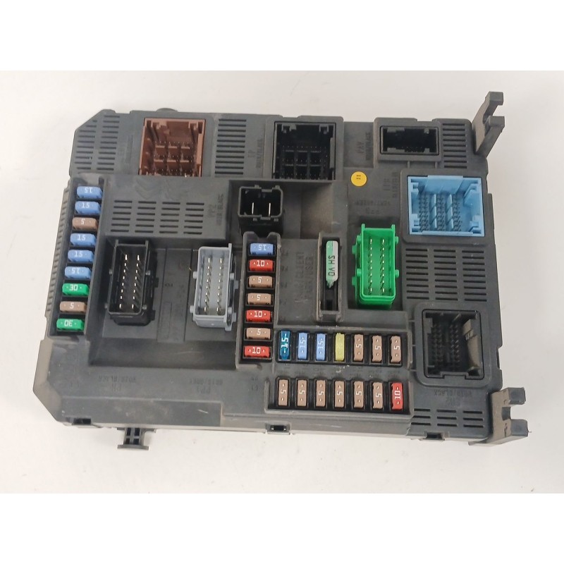Recambio de caja reles / fusibles para peugeot 208 i (ca_, cc_) 1.2 vti 82 referencia OEM IAM 9678355880 N02 