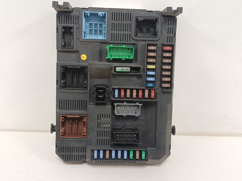 Recambio de caja reles / fusibles para peugeot 208 i (ca_, cc_) 1.2 vti 82 referencia OEM IAM 9678355880 N02 