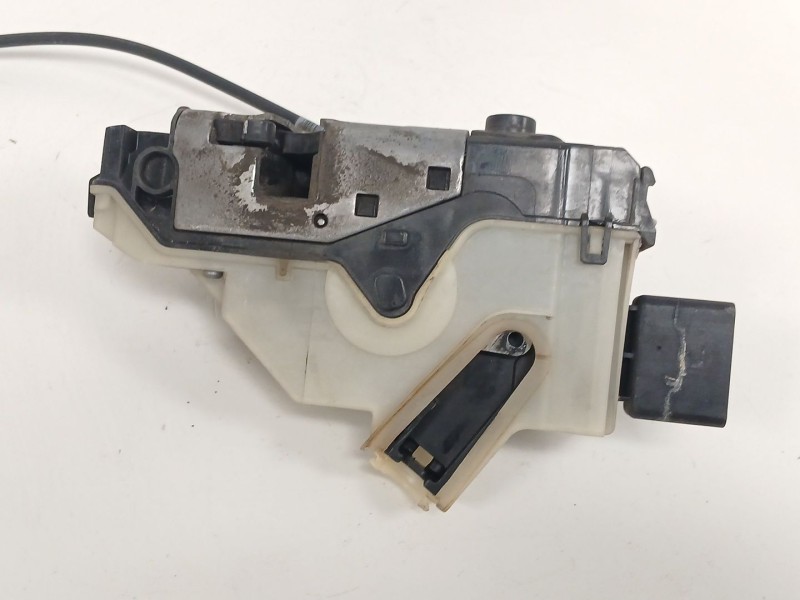 Recambio de cerradura puerta delantera derecha para peugeot 208 i (ca_, cc_) 1.2 vti 82 referencia OEM IAM   