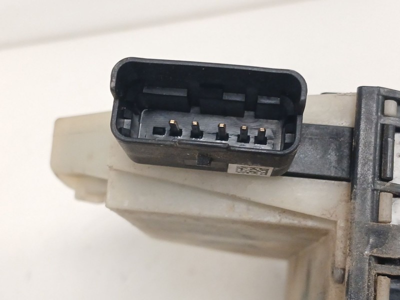 Recambio de cerradura puerta delantera derecha para peugeot 208 i (ca_, cc_) 1.2 vti 82 referencia OEM IAM   