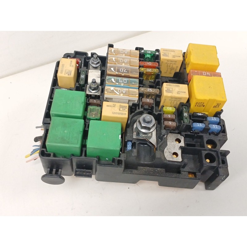 Recambio de caja reles / fusibles para peugeot 208 i (ca_, cc_) 1.2 vti 82 referencia OEM IAM 9804848480  