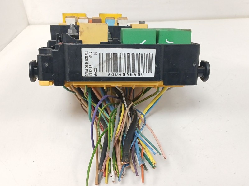 Recambio de caja reles / fusibles para peugeot 208 i (ca_, cc_) 1.2 vti 82 referencia OEM IAM 9804848480  