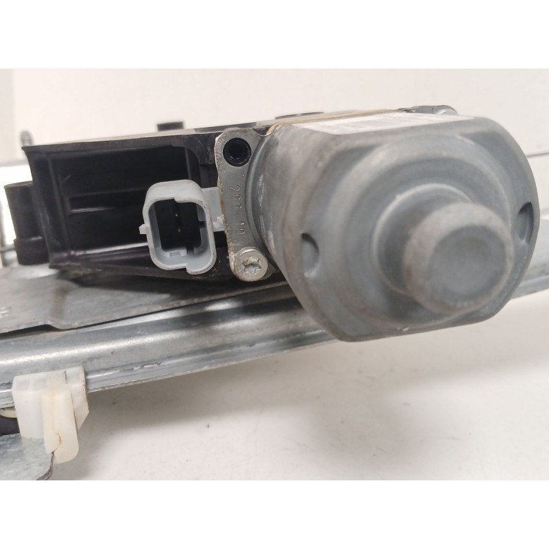 Recambio de elevalunas delantero derecho para peugeot 208 i (ca_, cc_) 1.2 vti 82 referencia OEM IAM 9674254380  