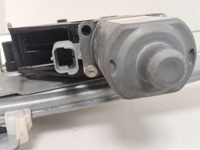 Recambio de elevalunas delantero derecho para peugeot 208 i (ca_, cc_) 1.2 vti 82 referencia OEM IAM 9674254380  